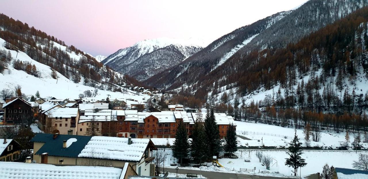 Le Studio Du Queyras Avec Vue Sur La Montagne Abriès Exterior foto